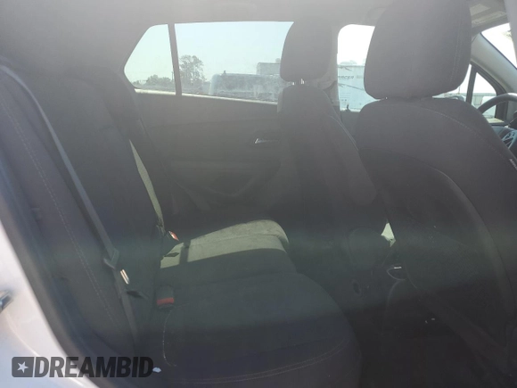 2020 Chevrolet Trax LS with VIN KL7CJKSB2LB085675, listed as a Copart auction lot 61340375 with 40,749 mi miles and Salvage title. Bid and sale history available at DreamBid. Image 11.