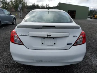 2014 Nissan Versa SV with VIN 3N1CN7AP2EL830172, listed as a Copart auction lot 51309265 with 163,982 mi miles and Clean Title. Bid and sale history available at DreamBid. Image 6.