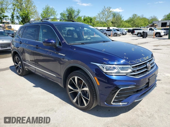 2024 Volkswagen Tiguan SEL R-Line with VIN 3VV4B7AX4RM045227, listed as a Copart auction lot 56002145 with 27,261 mi miles and Salvage title. Bid and sale history available at DreamBid. Image 4.