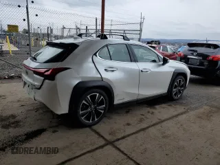 2020 Lexus UX with VIN JTHP9JBH1L2029527, listed as a Copart auction lot 39521583 with 9,093 mi miles. Bid and sale history available at carsss.com. Image 3.