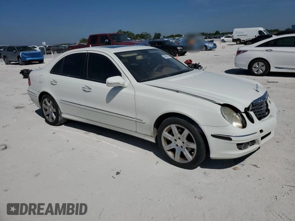 2008 Mercedes-Benz E-Class Luxury 3.5L with VIN WDBUF56X98B267492, listed as a Copart auction lot 48889405 with 151,976 mi miles and Salvage Title. Bid and sale history available at carsss.com. Image 4.