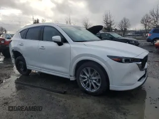 2025 Mazda CX-5 2.5 S Premium Plus Package with VIN JM3KFBEM7S0569274, listed as a Copart auction lot 43468165 with 4,922 mi miles and Salvage Title. Bid and sale history available at carsss.com. Image 4.