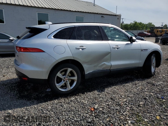 2019 Jaguar F-Pace 25t Premium with VIN SADCJ2FX5KA355404, listed as a Copart auction lot 55657935 with 56,832 mi miles and Salvage title. Bid and sale history available at DreamBid. Image 3.
