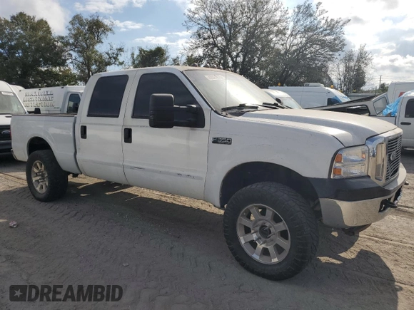1999 Ford F-350 XL with VIN 1FTSW31FXXEA39333, listed as a Copart auction lot 42924055 with Not provided miles and Clean title. Bid and sale history available at DreamBid. Image 4.
