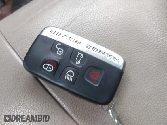 2019 Land Rover Range Rover Evoque SE with VIN SALVP2RX2KH341541, listed as a IAAI auction lot 41648942 with 122,356 mi miles. Bid and sale history available at carsss.com. Image 11.