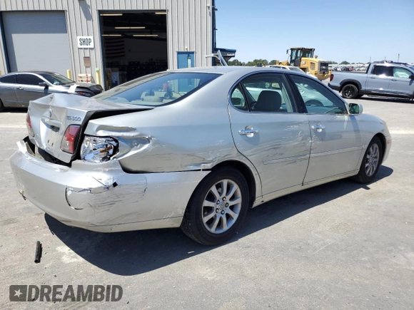2002 Lexus ES 300 with VIN JTHBF30G420014345, listed as a Copart auction lot 57890135 with 153,695 mi miles and Salvage title. Bid and sale history available at DreamBid. Image 3.