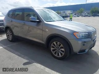 2013 BMW X3 xDrive28i with VIN 5UXWX9C59D0A17792, listed as a IAAI auction lot 41902533 with 63,104 mi miles. Bid and sale history available at carsss.com. Image 1.