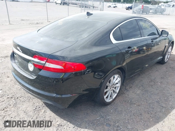 2013 Jaguar XF I4 RWD with VIN SAJWA0ES8DPS97356, listed as a IAAI auction lot 41921807 with 1 mi miles. Bid and sale history available at carsss.com. Image 4.