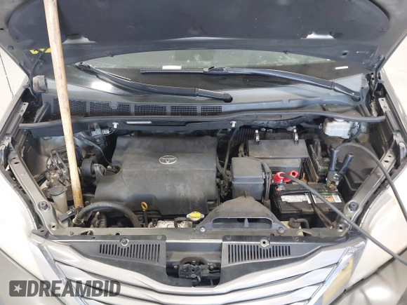 2011 Toyota Sienna XLE AAS with VIN 5TDYK3DC8BS111639, listed as a IAAI auction lot 42108488 with 300,872 mi miles and . Bid and sale history available at DreamBid. Image 10.