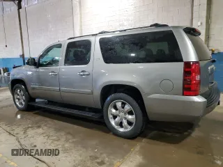 2007 Chevrolet Suburban LTZ with VIN 3GNFK16Y47G309457, listed as a Copart auction lot 88775185 with 185,056 mi miles and Clean Title. Bid and sale history available at DreamBid. Image 2.