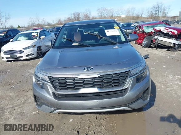 2021 Kia Seltos LX with VIN KNDEPCAA7M7185493, listed as a IAAI auction lot 41953022 with 72,981 mi miles. Bid and sale history available at carsss.com. Image 12.
