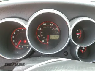 2004 Pontiac Vibe with VIN 5Y2SM64834Z408140, listed as a Copart auction lot 80254714 with 87,996 mi miles and Clean title. Bid and sale history available at DreamBid. Image 9.