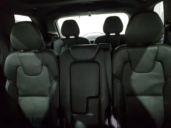 2017 Volvo XC90 Inscription z VIN YV4A22PL0H1168007, wystawiony jako Copart lot #88967015 z przebiegiem 112 924 mil mil oraz Szkoda całkowita • Salvage title. Historia ofert i sprzedaży dostępna na DreamBid. Obrazek 10.