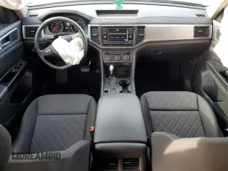 2020 Volkswagen Atlas S with VIN 1V2AP2CA2LC500114, listed as a Copart auction lot 82562394 with 114,404 mi miles and Non repairable. Bid and sale history available at DreamBid. Image 8.
