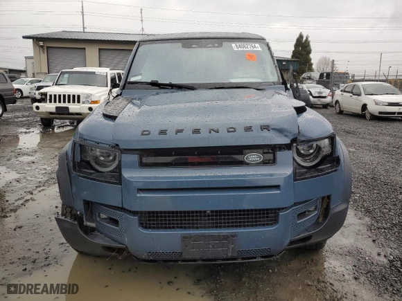 2020 Land Rover Defender HSE with VIN SALE9EEU9L2014386, listed as a Copart auction lot 84062764 with 0 mi miles and Salvage Title. Bid and sale history available at carsss.com. Image 5.