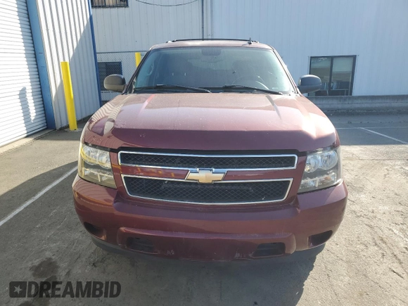 2008 Chevrolet Tahoe LS z VIN 1GNFC13C98R173690, wystawiony jako Copart lot #55685055 z przebiegiem 238 552 mil mil oraz Szkoda całkowita • Salvage title. Historia ofert i sprzedaży dostępna na DreamBid. Obrazek 5.