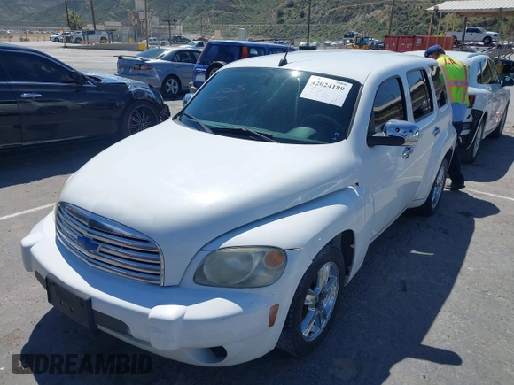 2009 Chevrolet HHR LT w/1LT with VIN 3GNCA23B89S591274, listed as a IAAI auction lot 42024189 with 274,677 mi miles. Bid and sale history available at carsss.com. Image 2.
