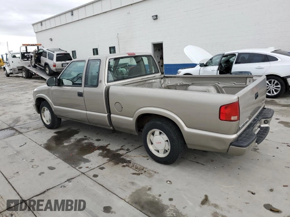 2003 GMC Sonoma with VIN 1GTCS19H638190818, listed as a Copart auction lot 76438274 with 98,901 mi miles and Salvage Title. Bid and sale history available at DreamBid. Image 2.