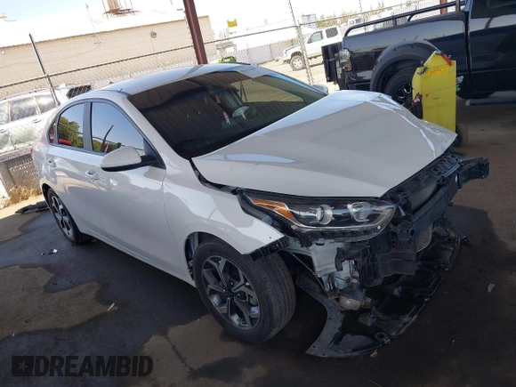 2021 Kia Forte LXS z VIN 3KPF24AD8ME355556, wystawiony jako IAAI lot #42555807 z przebiegiem 29 462 mil mil oraz . Historia ofert i sprzedaży dostępna na DreamBid. Obrazek 1.