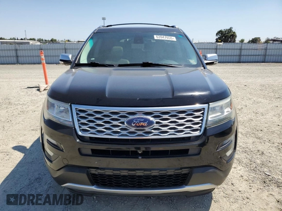 2016 Ford Explorer Platinum с VIN 1FM5K8HT9GGB25234, выставлен на аукционе Copart как лот 63947655 с пробегом 97 108 миль миль и Списание • Salvage title. История ставок и продаж доступна на DreamBid. Изображение 5.