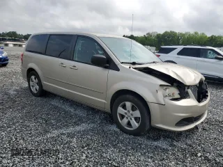 2013 Dodge Grand Caravan SE with VIN 2C4RDGBG2DR791593, listed as a Copart auction lot 51997165 with 84,959 mi miles and Salvage Title. Bid and sale history available at DreamBid. Image 4.