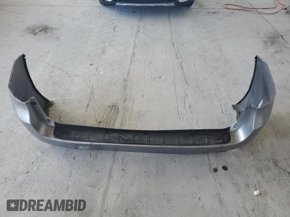2018 Toyota Sienna LE Auto Access Seat with VIN 5TDKZ3DC5JS959834, listed as a Copart auction lot 51002875 with 113,144 mi miles and Salvage Title. Bid and sale history available at carsss.com. Image 13.
