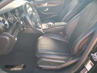 2018 Mercedes-Benz E-Class E 300 with VIN WDDZF4JB0JA479096, listed as a Copart auction lot 84189164 with 58,289 mi miles and Salvage Title. Bid and sale history available at carsss.com. Image 7.