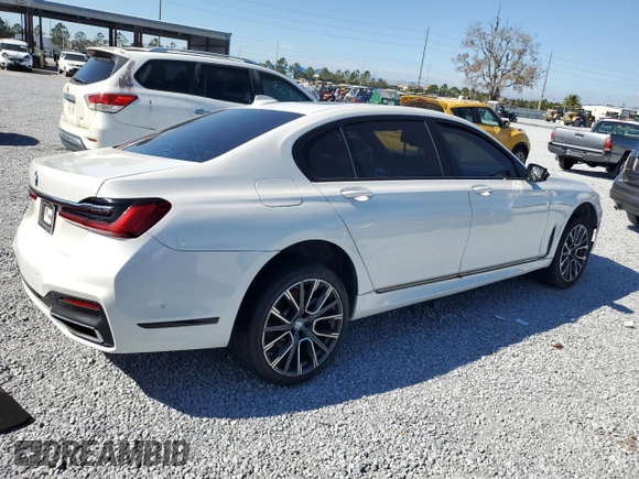 2020 BMW 7 Series 740i with VIN WBA7T2C0XLCD24332, listed as a Copart auction lot 43615885 with 0 mi miles and Clean Title. Bid and sale history available at carsss.com. Image 3.