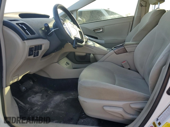 2014 Toyota Prius Four with VIN JTDKN3DU2E0386002, listed as a Copart auction lot 77109284 with 180,335 mi miles and Salvage Title. Bid and sale history available at DreamBid. Image 7.
