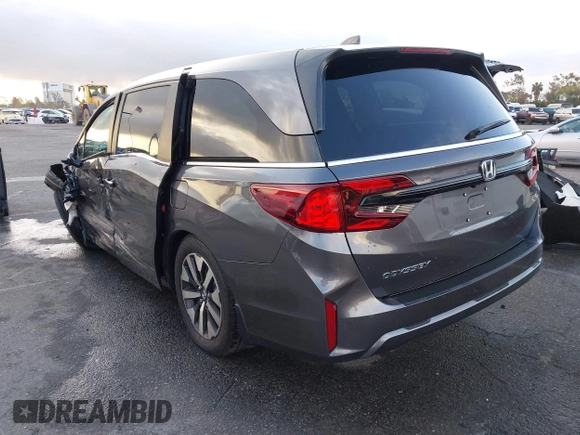 2025 Honda Odyssey EX-L with VIN 5FNRL6H64SB038684, listed as a IAAI auction lot 41911992 with Not Provided miles and . Bid and sale history available at DreamBid. Image 3.