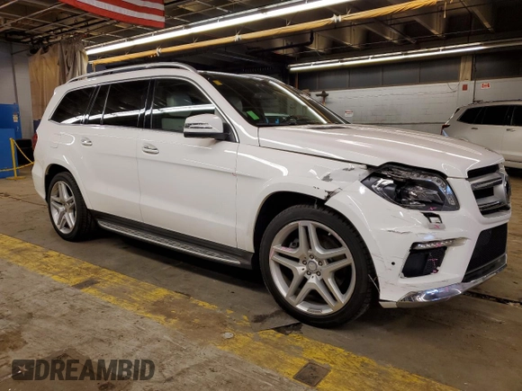 2015 Mercedes-Benz GL-Class GL 550 with VIN 4JGDF7DE4FA606592, listed as a Copart auction lot 81621723 with 64,479 mi miles. Bid and sale history available at carsss.com. Image 4.