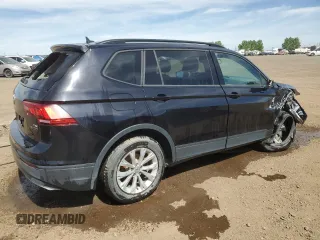 2018 Volkswagen Tiguan S z VIN 3VV0B7AX7JM157409, wystawiony jako Copart lot #58670225 z przebiegiem 162 204 mil mil oraz Nie do naprawy • Non repairable. Historia ofert i sprzedaży dostępna na DreamBid. Obrazek 3.