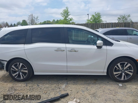 2023 Honda Odyssey Touring с VIN 5FNRL6H84PB072746, выставлен на аукционе IAAI как лот 42085251 с пробегом 17 247 миль миль и . История ставок и продаж доступна на DreamBid. Изображение 14.