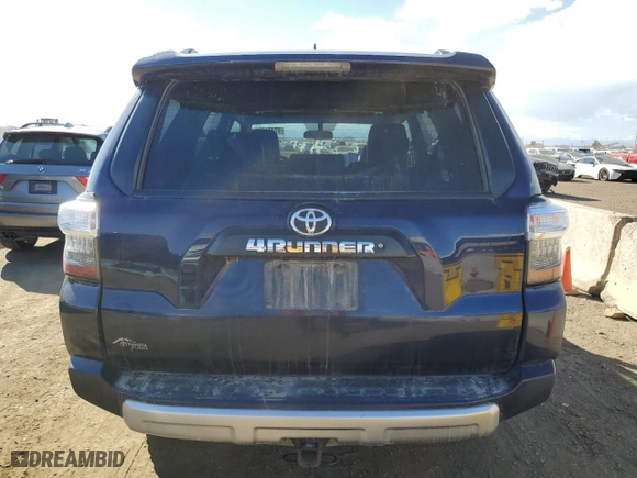 2018 Toyota 4Runner SR5 with VIN JTEBU5JR4J5510584, listed as a Copart auction lot 47474735 with 102,106 mi miles and Salvage Title. Bid and sale history available at carsss.com. Image 6.