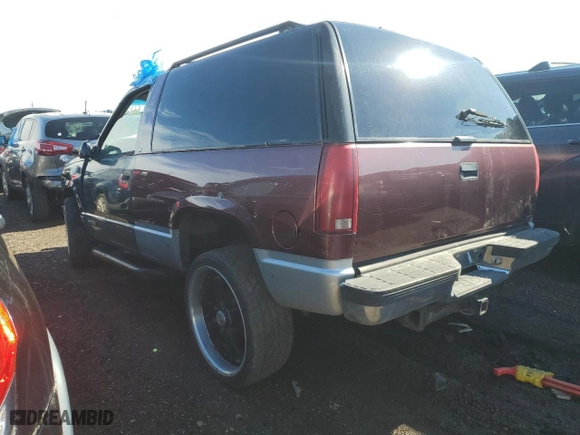 1997 Chevrolet Tahoe with VIN 3GNEK18R2VG123186, listed as a Copart auction lot 78948114 with 226,217 mi miles and Salvage Title. Bid and sale history available at carsss.com. Image 2.