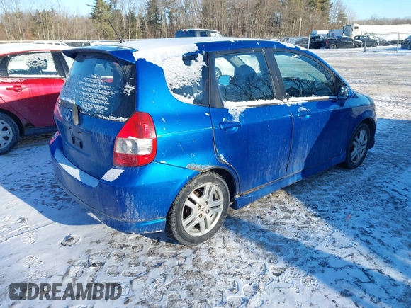 2007 Honda Fit Sport with VIN JHMGD37627S053777, listed as a IAAI auction lot 41458050 with 189,250 mi miles. Bid and sale history available at carsss.com. Image 4.