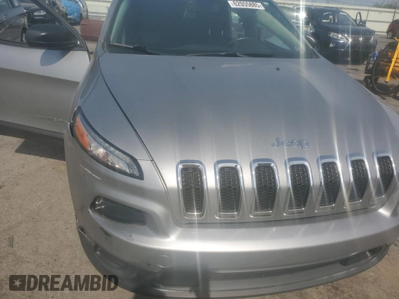 2016 Jeep Cherokee Sport with VIN 1C4PJMAB7GW203347, listed as a Copart auction lot 62055885 with 87,083 mi miles and Salvage title. Bid and sale history available at DreamBid. Image 11.