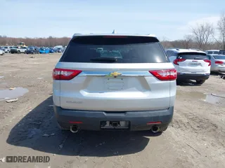 2018 Chevrolet Traverse LS with VIN 1GNERFKW7JJ107758, listed as a IAAI auction lot 41948191 with 91,032 mi miles. Bid and sale history available at carsss.com. Image 15.
