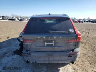 2018 Volvo XC60 Momentum with VIN YV4A22RK8J1084656, listed as a Copart auction lot 88654285 with 51,226 mi miles and Salvage Title. Bid and sale history available at carsss.com. Image 6.