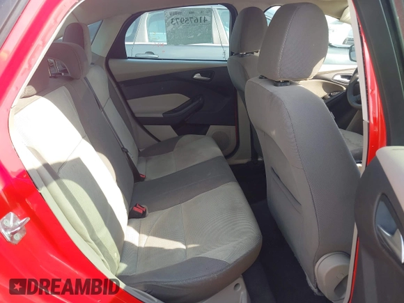 2014 Ford Focus SE with VIN 1FADP3F28EL353220, listed as a IAAI auction lot 41675973 with 1 mi miles. Bid and sale history available at carsss.com. Image 8.