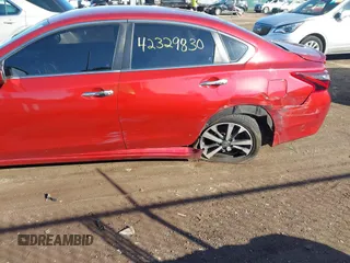 2017 Nissan Altima SR с VIN 1N4AL3APXHC143479, выставлен на аукционе IAAI как лот 42329830 с пробегом 159 960 миль миль и . История ставок и продаж доступна на DreamBid. Изображение 6.