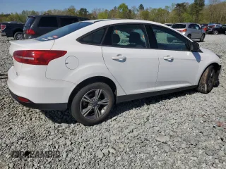 2018 Ford Focus SE with VIN 1FADP3FE4JL220247, listed as a Copart auction lot 52694315 with 25,285 mi miles and Salvage Title. Bid and sale history available at carsss.com. Image 3.