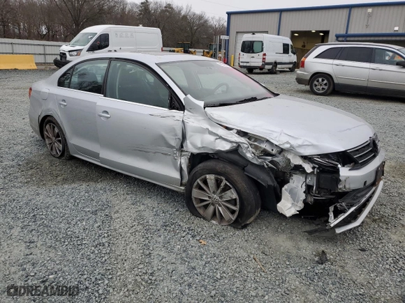 2015 Volkswagen Jetta Sedan 1.8T SE with VIN 3VWD17AJ9FM228936, listed as a Copart auction lot 41742575 with 68,125 mi miles and Salvage Title. Bid and sale history available at carsss.com. Image 4.