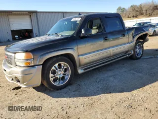 2006 GMC Sierra 1500 SLE1 z VIN 2GTEC13Z761338473, wystawiony jako Copart lot #86367404 z przebiegiem 244 610 mil mil oraz Szkoda całkowita • Salvage title. Historia ofert i sprzedaży dostępna na DreamBid. Obrazek 1.