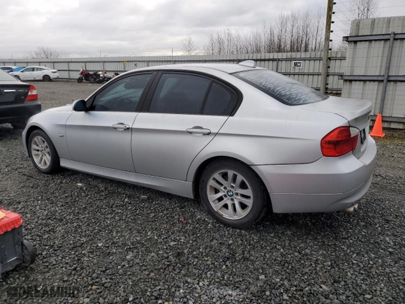 2007 BMW 3 Series 328i with VIN WBAVA33587KX81115, listed as a Copart auction lot 49320475 with 218,441 mi miles and Clean Title. Bid and sale history available at carsss.com. Image 2.