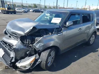 2015 Kia Soul with VIN KNDJN2A21F7217008, listed as a IAAI auction lot 41945889 with 136,656 mi miles and . Bid and sale history available at DreamBid. Image 2.