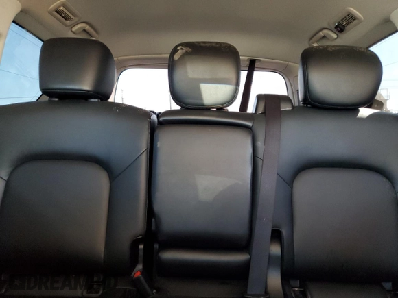 2021 Nissan Armada SV z VIN JN8AY2AD5M9661829, wystawiony jako Copart lot #44217485 z przebiegiem 91 246 mil mil oraz Czysty tytuł • Clean title. Historia ofert i sprzedaży dostępna na DreamBid. Obrazek 10.