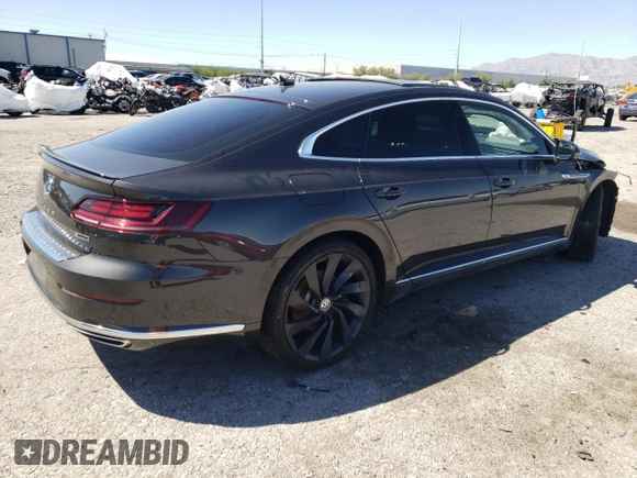 2019 Volkswagen Arteon SEL R-Line z VIN WVWSR7AN3KE025157, wystawiony jako Copart lot #66847823 z przebiegiem 60 973 mil mil oraz . Historia ofert i sprzedaży dostępna na DreamBid. Obrazek 3.