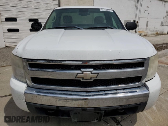 2007 Chevrolet Silverado 1500 LT w/1LT with VIN 1GCEC14067Z565355, listed as a Copart auction lot 59284104 with 231,233 mi miles and Clean Title. Bid and sale history available at carsss.com. Image 5.