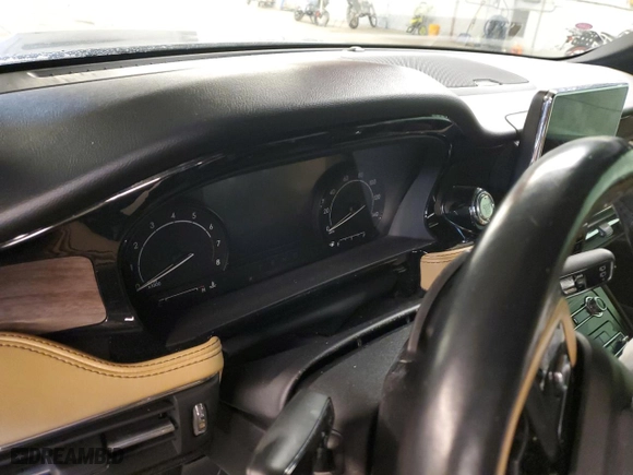 2020 Lincoln Corsair Reserve with VIN 5LMCJ2D90LUL14302, listed as a Copart auction lot 88549555 with 0 mi miles and Salvage Title. Bid and sale history available at carsss.com. Image 9.